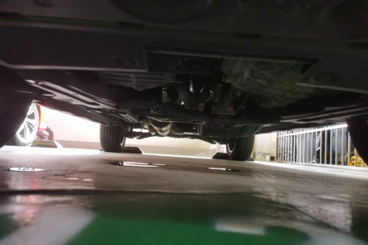 Used Dongfeng Aeolus AX7 2023 Mach Edition 1.5T DCT DF41 Chassis Front