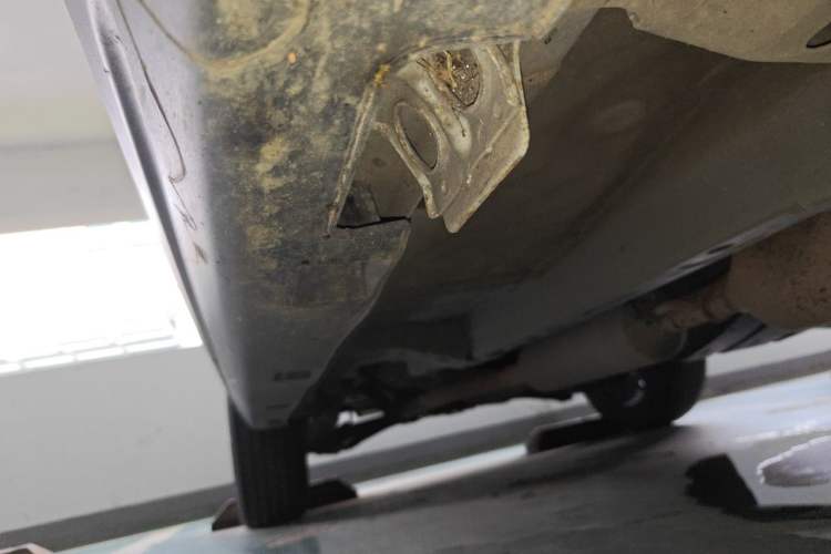 Used Dongfeng Aeolus AX7 2023 Mach Edition 1.5T DCT DF31 Chassis Front Right