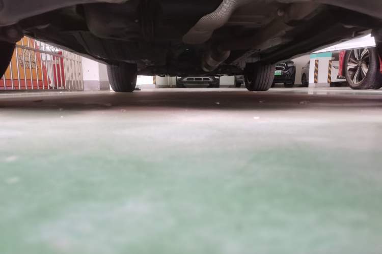 Used Dongfeng Aeolus AX7 2023 Mach Edition 1.5T DCT DF41 Chassis Rear