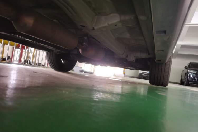 Used Dongfeng Aeolus AX7 2023 Mach Edition 1.5T DCT DF41 Chassis Rear Right
