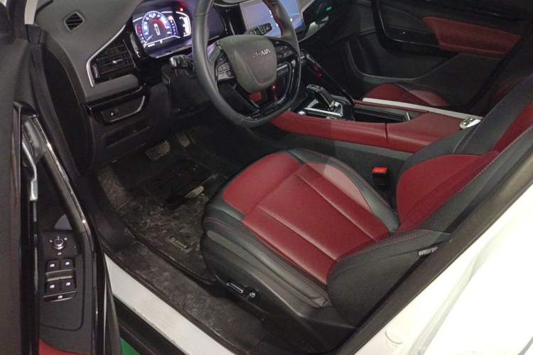 Used Dongfeng Aeolus AX7 2023 Mach Edition 1.5T DCT DF41 Driver Seat