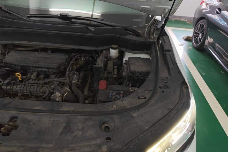 Used Dongfeng Aeolus AX7 2023 Mach Edition 1.5T DCT DF31 Engine Bay Left