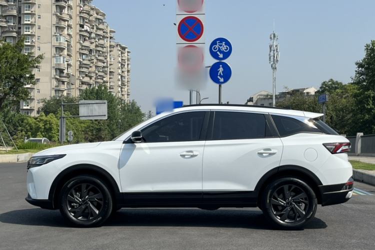 Used Dongfeng Aeolus AX7 2023 Mach Edition 1.5T DCT Champion Legend Version Exterior 3