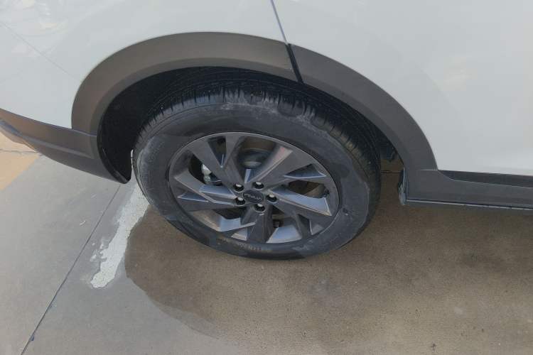 Used Dongfeng Aeolus AX7 2023 Mach Edition 1.5T DCT DF31 Exterior 8