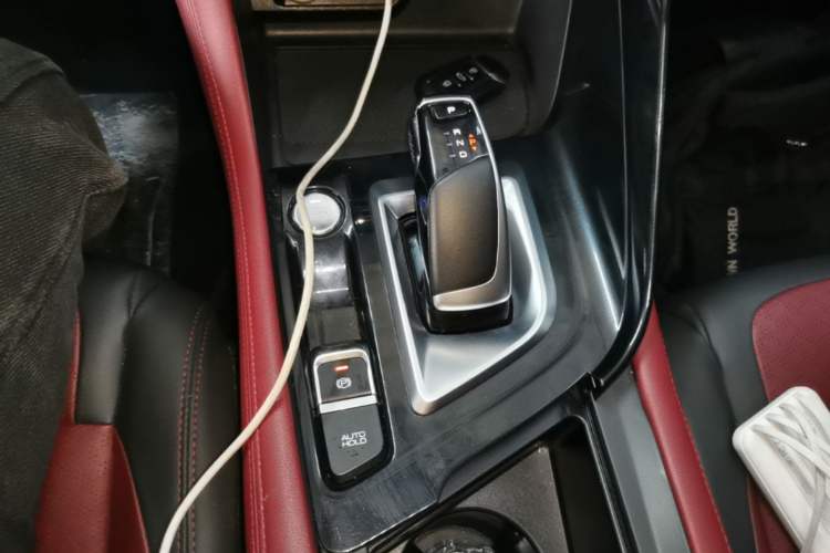 Used Dongfeng Aeolus AX7 2023 Mach Edition 1.5T DCT DF31 Gear Lever