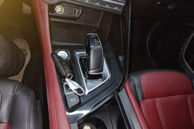 Used Dongfeng Aeolus AX7 2023 Mach Edition 1.5T DCT DF31 Gear Lever