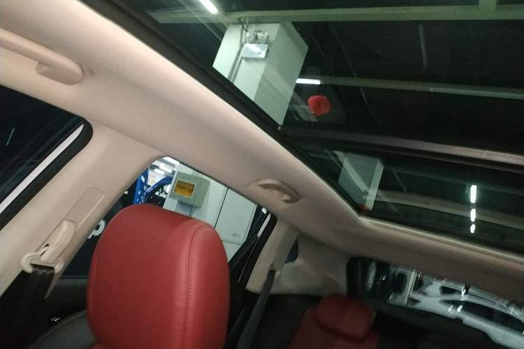 Used Dongfeng Aeolus AX7 2023 Mach Edition 1.5T DCT DF31 Headliner