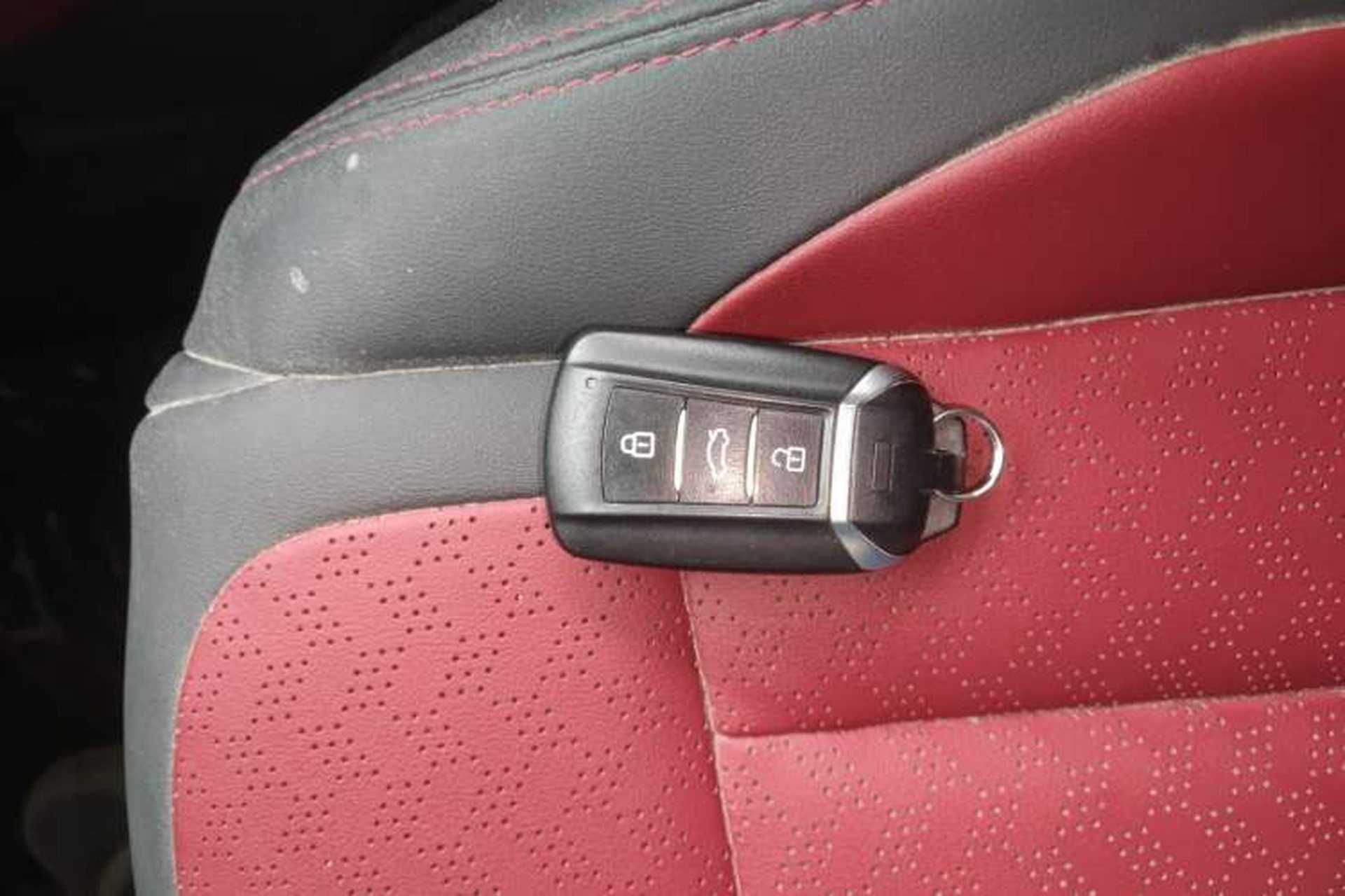 Used Dongfeng Aeolus AX7 2023 Mach Edition 1.5T DCT DF31 Interior 1