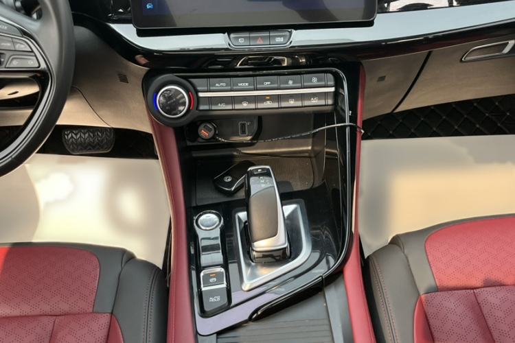 Used Dongfeng Aeolus AX7 2023 Mach Edition 1.5T DCT Champion Legend Version Interior 10