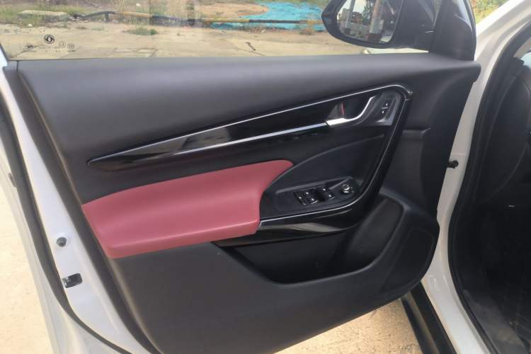 Used Dongfeng Aeolus AX7 2023 Mach Edition 1.5T DCT DF31 Left Front Door Interior