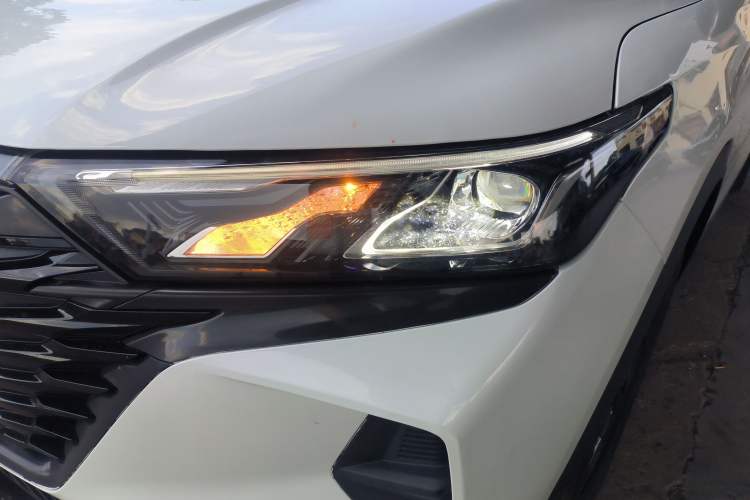 Used Dongfeng Aeolus AX7 2023 Mach Edition 1.5T DCT DF31 Left Front Headlight