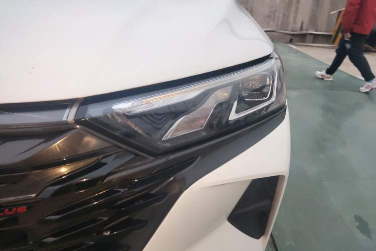 Used Dongfeng Aeolus AX7 2023 Mach Edition 1.5T DCT DF31 Left Front Headlight