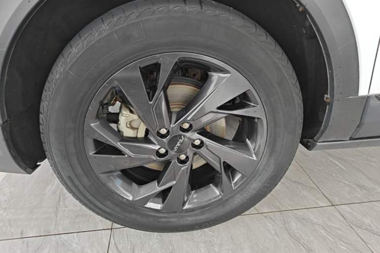 Used Dongfeng Aeolus AX7 2023 Mach Edition 1.5T DCT DF31 Left Front Wheel Hub