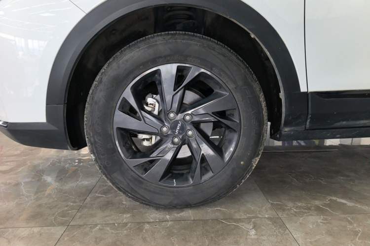 Used Dongfeng Aeolus AX7 2023 Mach Edition 1.5T DCT Champion Legend Version Left Front Wheel Hub