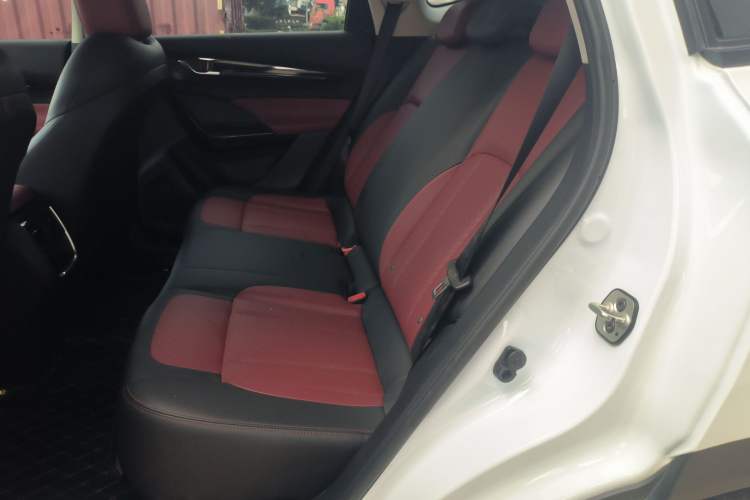 Used Dongfeng Aeolus AX7 2023 Mach Edition 1.5T DCT DF31 Left Rear Seat