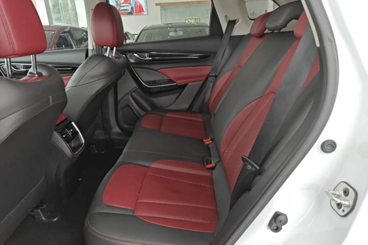 Used Dongfeng Aeolus AX7 2023 Mach Edition 1.5T DCT DF31 Left Rear Seat