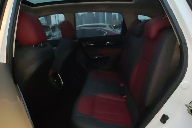 Used Dongfeng Aeolus AX7 2023 Mach Edition 1.5T DCT DF31 Left Rear Seat