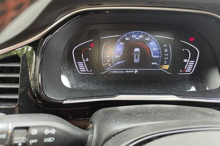 Used Dongfeng Aeolus AX7 2023 Mach Edition 1.5T DCT DF41 Odometer Close Up