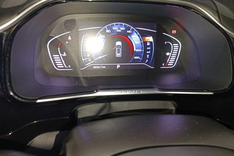 Used Dongfeng Aeolus AX7 2023 Mach Edition 1.5T DCT DF41 Odometer Close Up