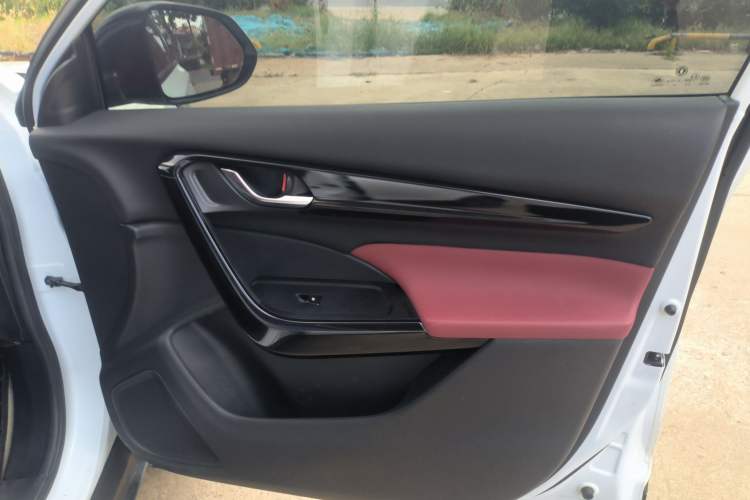 Used Dongfeng Aeolus AX7 2023 Mach Edition 1.5T DCT DF31 Right Front Door Interior
