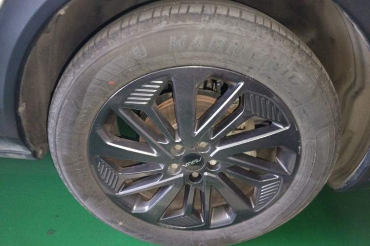 Used Dongfeng Aeolus AX7 2023 Mach Edition 1.5T DCT DF41 Right Front Wheel Hub
