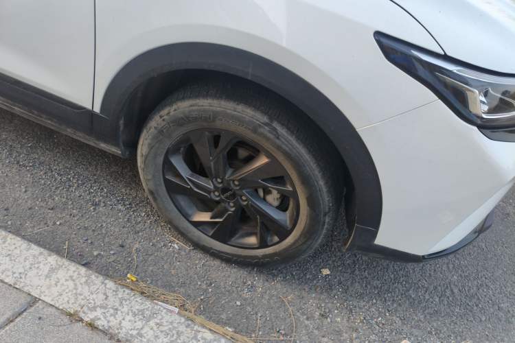 Used Dongfeng Aeolus AX7 2023 Mach Edition 1.5T DCT DF31 Right Front Wheel Hub