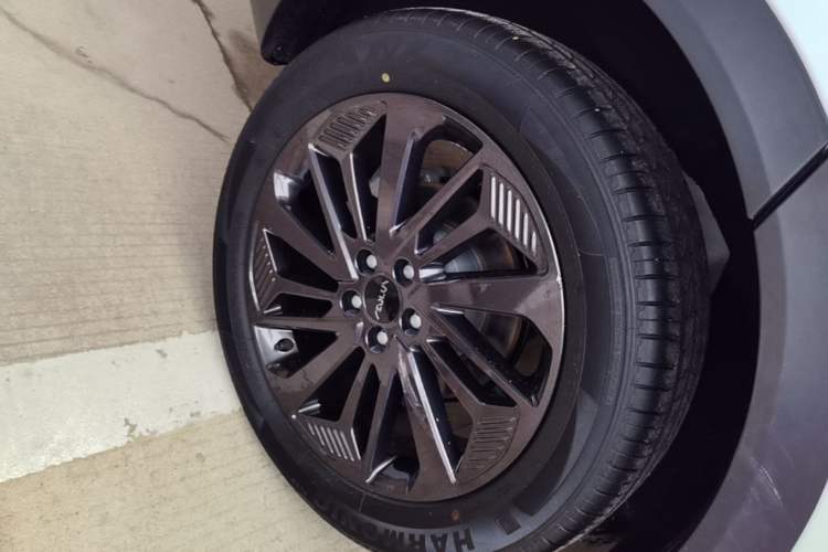 Used Dongfeng Aeolus AX7 2023 Mach Edition 1.5T DCT DF41 Right Rear Wheel Hub