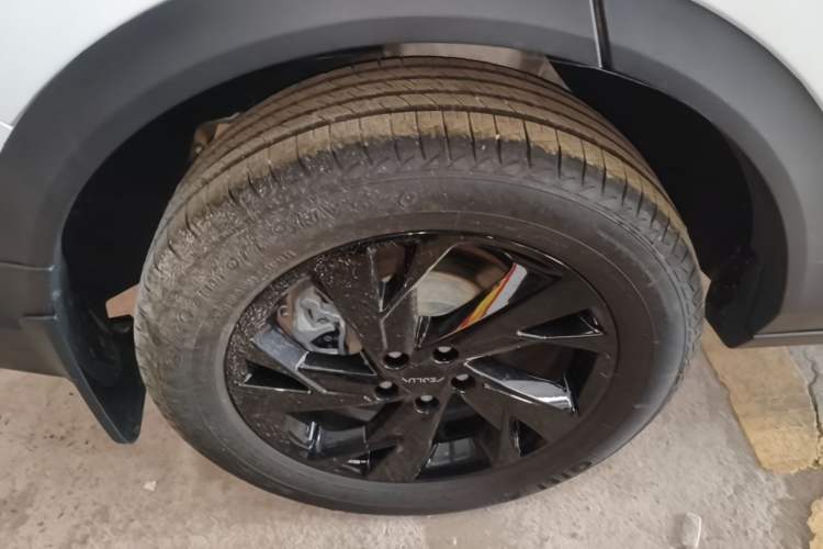 Used Dongfeng Aeolus AX7 2023 Mach Edition 1.5T DCT DF31 Right Rear Wheel Hub