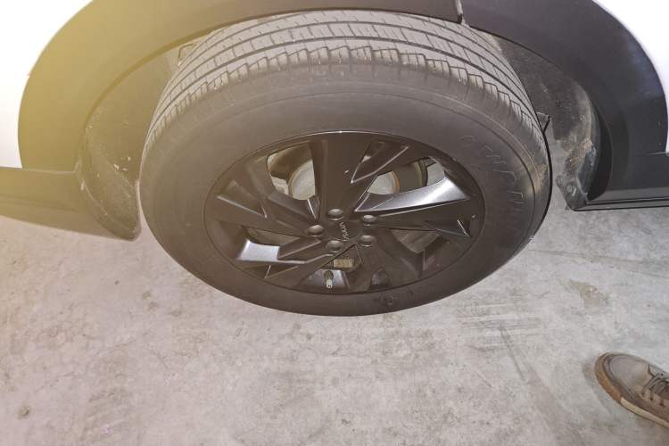 Used Dongfeng Aeolus AX7 2023 Mach Edition 1.5T DCT DF31 Right Rear Wheel Hub