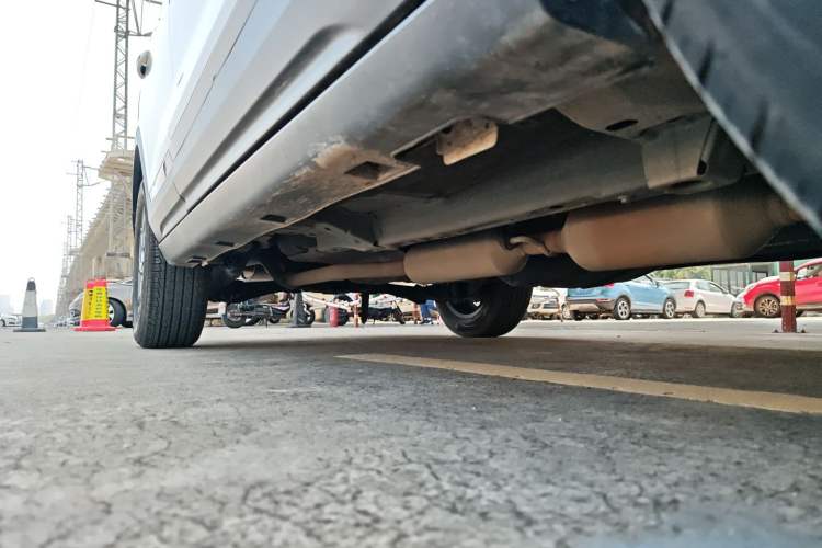 Used Dongfeng Aeolus AX7 2023 Mach Edition 1.5T DCT Champion Legend Version Right Side Sill