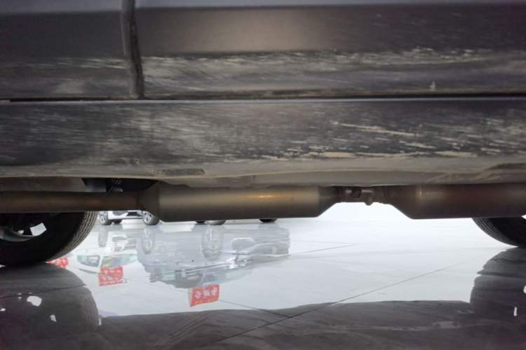 Used Dongfeng Aeolus AX7 2023 Mach Edition 1.5T DCT Champion Legend Version Right Side Sill