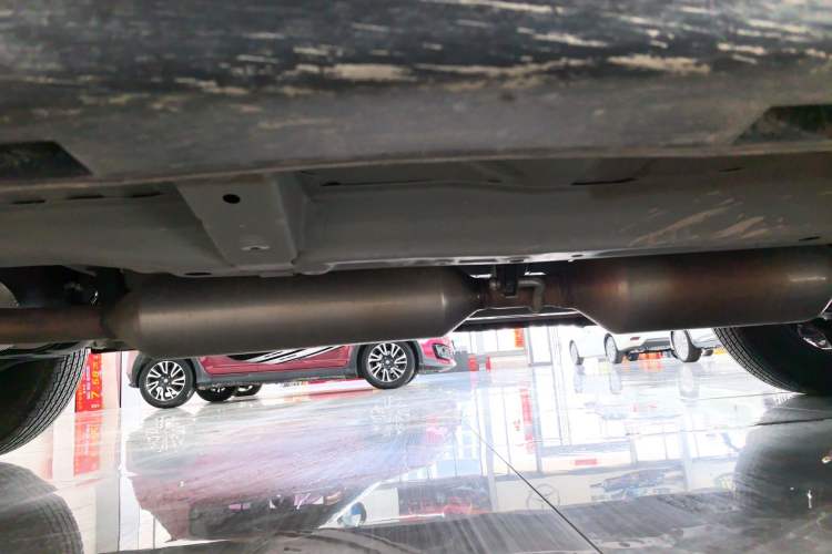 Used Dongfeng Aeolus AX7 2023 Mach Edition 1.5T DCT Champion Legend Version Right Side Sill