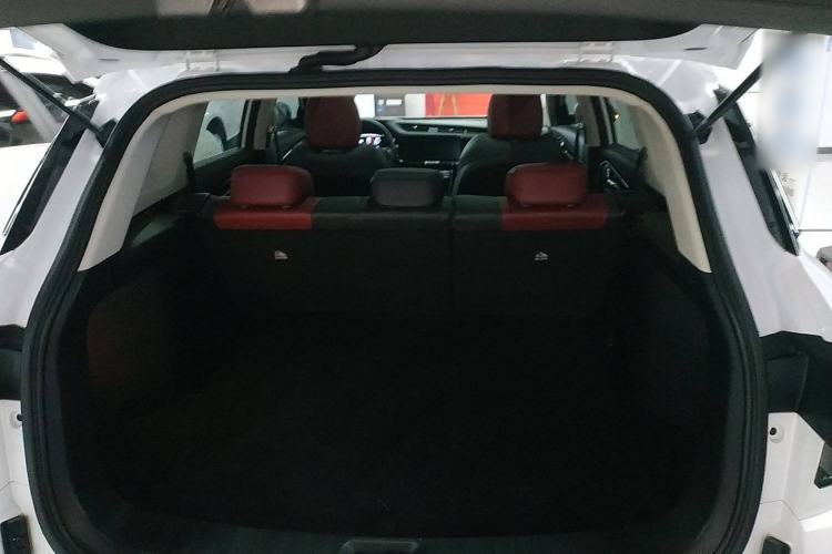 Used Dongfeng Aeolus AX7 2023 Mach Edition 1.5T DCT DF31 Trunk