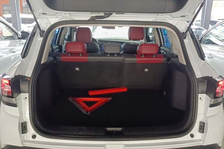 Used Dongfeng Aeolus AX7 2023 Mach Edition 1.5T DCT DF41 Trunk