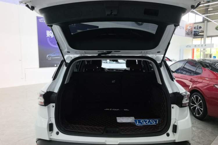 Used Dongfeng Aeolus AX7 2023 Mach Edition 1.5T DCT Champion Legend Version Trunk