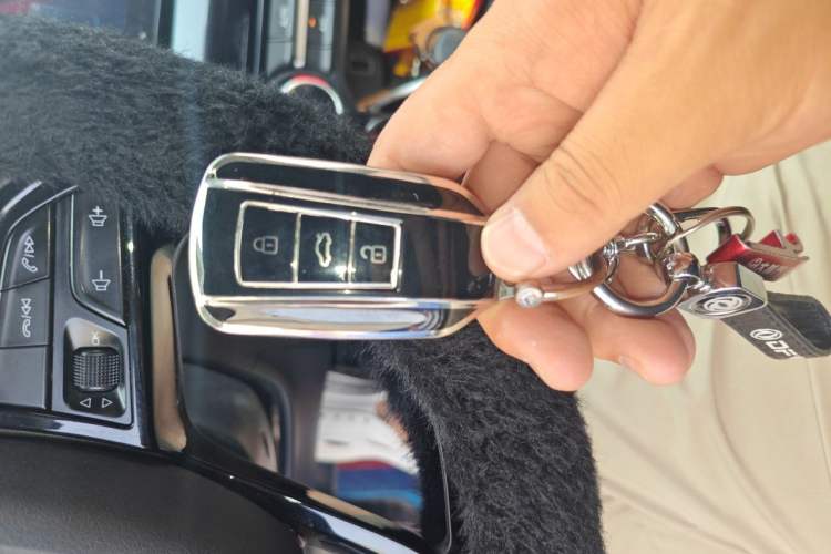 Used Dongfeng Aeolus AX7 2023 Mach Edition 1.5T DCT DF31 Vehicle Key
