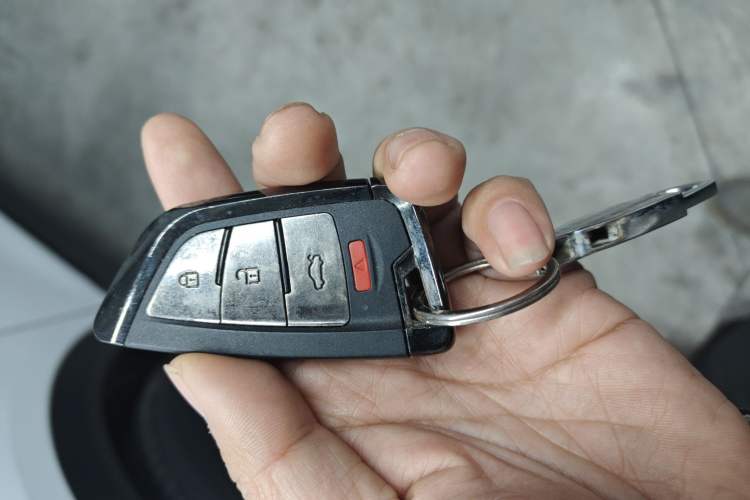 Used Dongfeng Aeolus AX7 2023 Mach Edition 1.5T DCT DF31 Vehicle Key