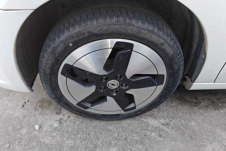 Used Dongfeng Aeolus E60 2021 500 Cougar Edition Exterior 7