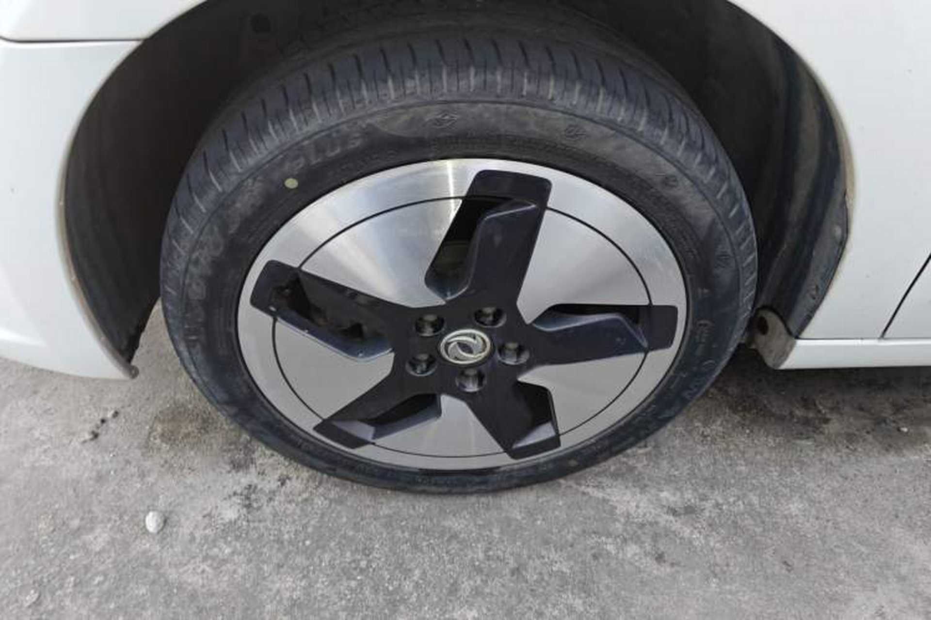 Used Dongfeng Aeolus E60 2021 500 Cougar Edition Exterior 7