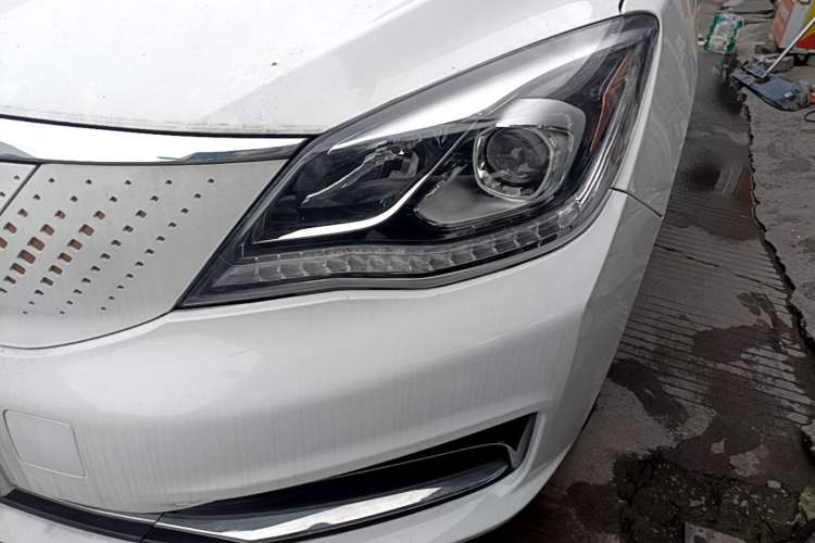 Used Dongfeng Aeolus E60 2021 360H Beauty Leopard Edition Left Front Headlight