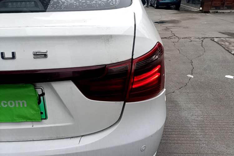 Used Dongfeng Aeolus E60 2021 360H Beauty Leopard Edition Right Rear Taillight