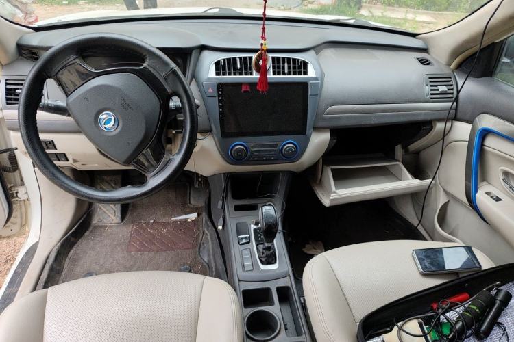 Used Dongfeng Aeolus E70 2018 Super-Enjoyment Edition Center Console