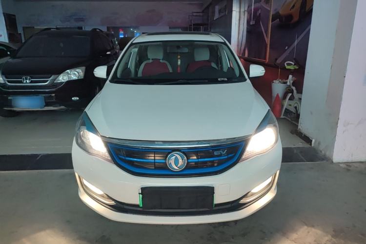 Used Dongfeng Aeolus E70 2018 Super-Intelligent Edition Front