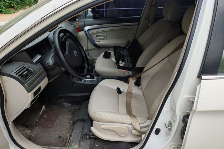 Used Dongfeng Aeolus E70 2018 Super-Enjoyment Edition Left Front Seat