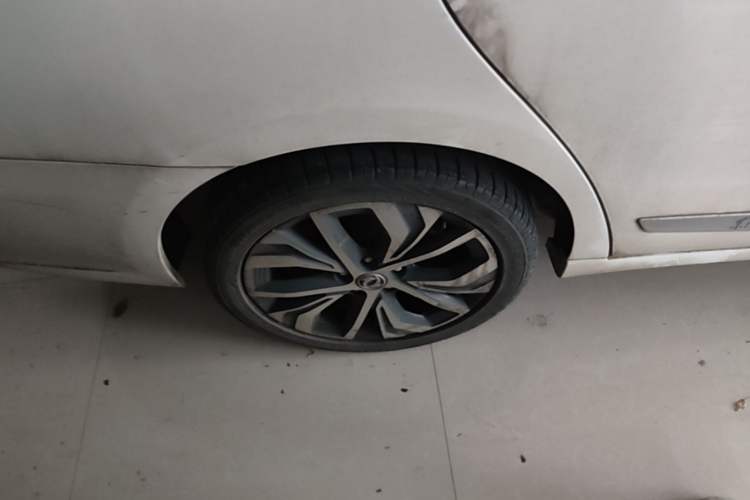 Used Dongfeng Aeolus E70 2018 Super-Intelligent Edition Right Rear Wheel Hub