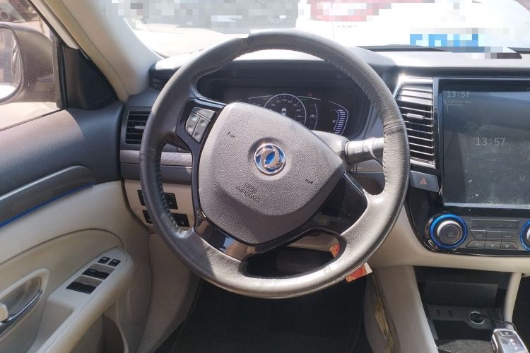 Used Dongfeng Aeolus E70 2018 Super-Intelligent Edition Steering Wheel