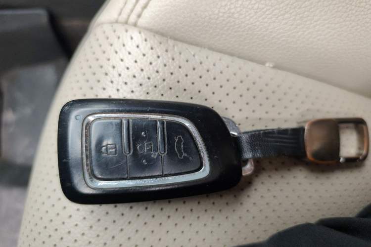 Used Dongfeng Aeolus E70 2018 Super-Enjoyment Edition Vehicle Key