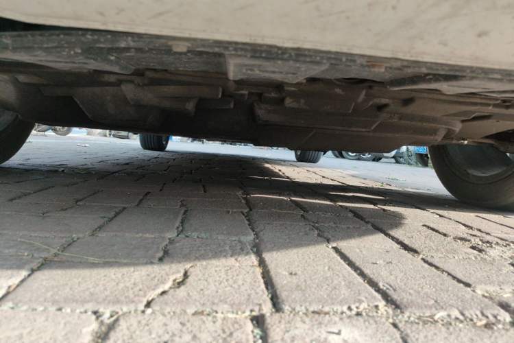 Used Dongfeng Aeolus E70 2019 500 Ultra-Comfort Edition Chassis Front