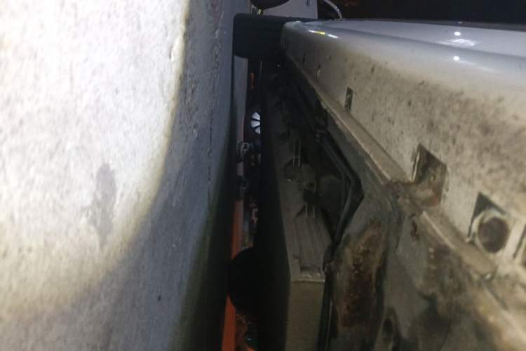 Used Dongfeng Aeolus E70 2019 500 Ultra-Comfort Edition Chassis Front Right