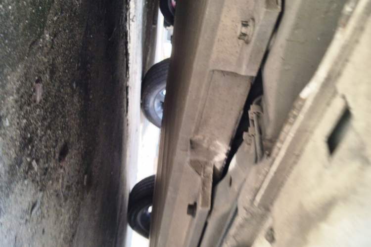 Used Dongfeng Aeolus E70 2019 500 Ultra-Comfort Edition Chassis Rear Right